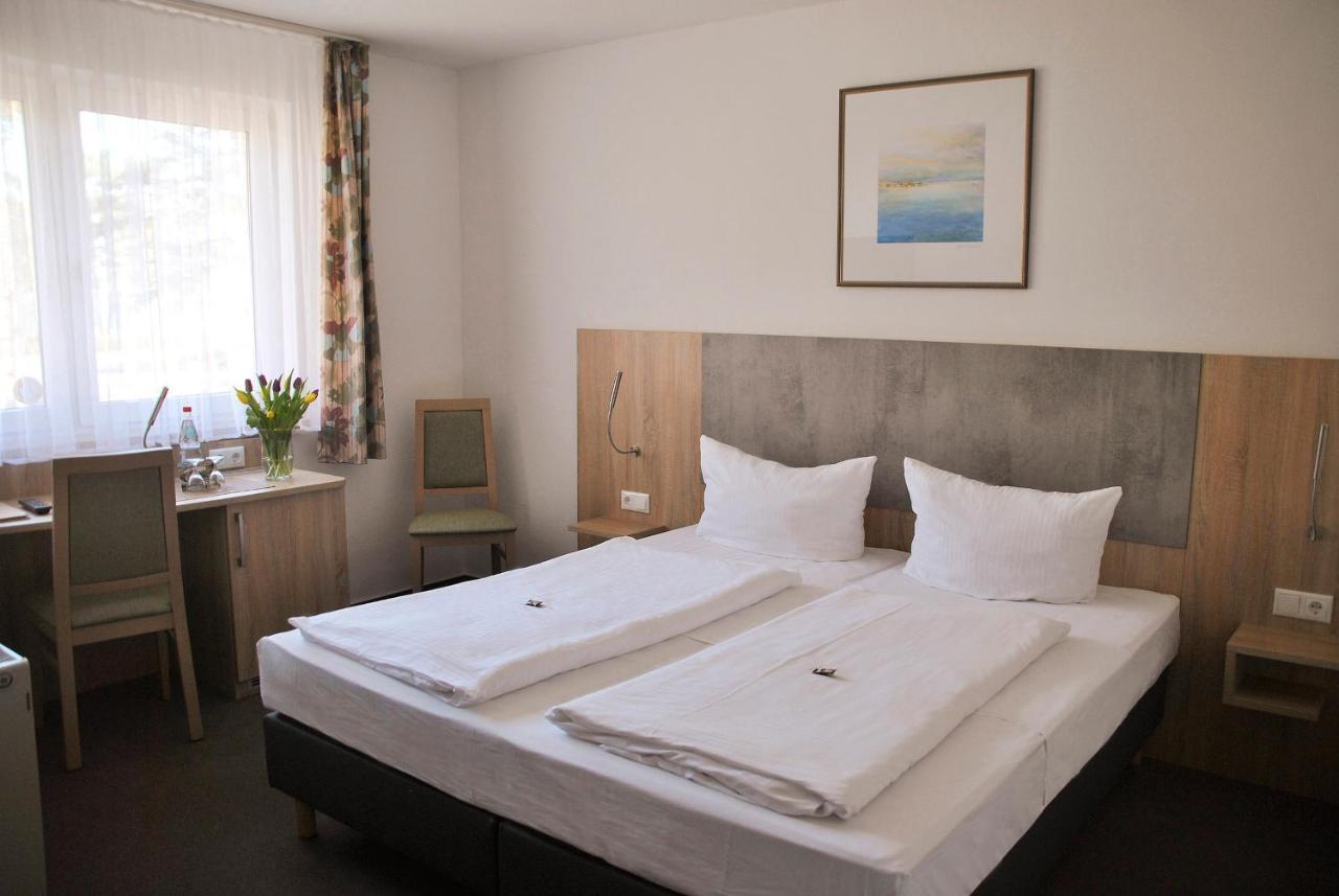 Hotel Garni Meeresblick Glowe Exterior photo
