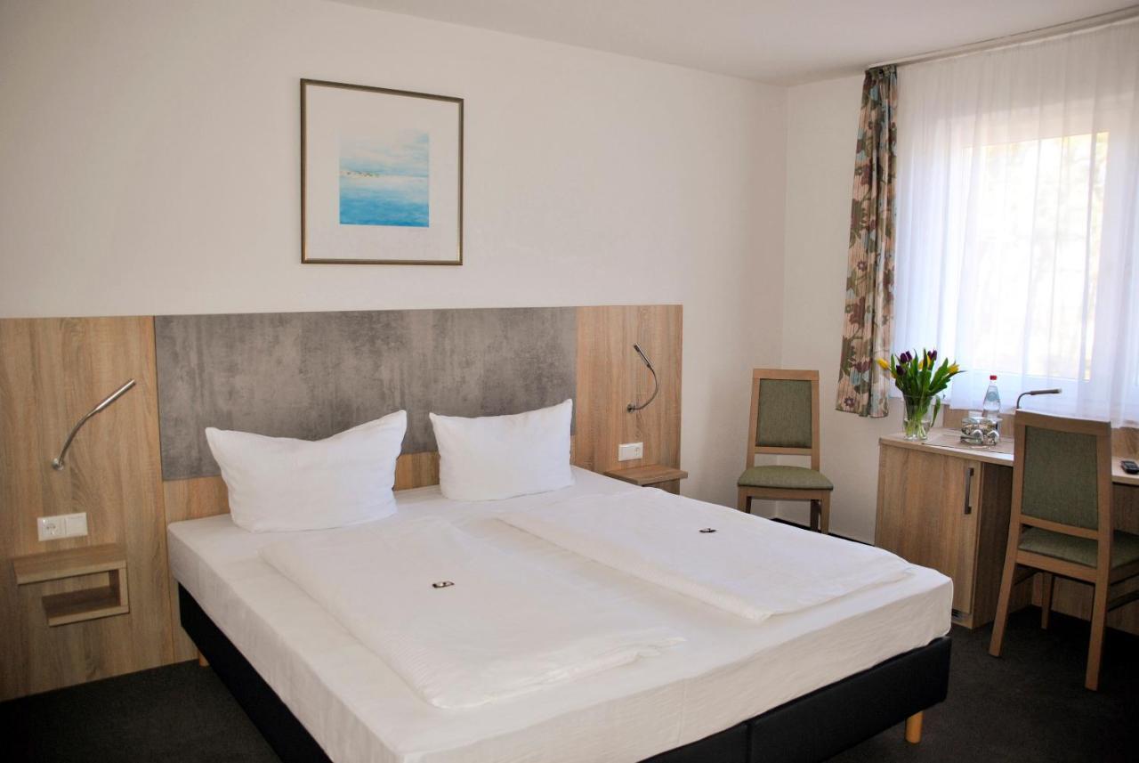 Hotel Garni Meeresblick Glowe Exterior photo