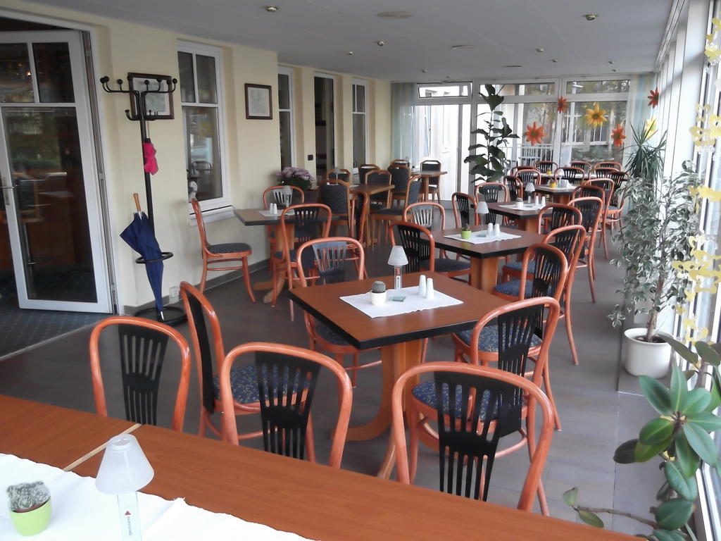 Hotel Garni Meeresblick Glowe Exterior photo